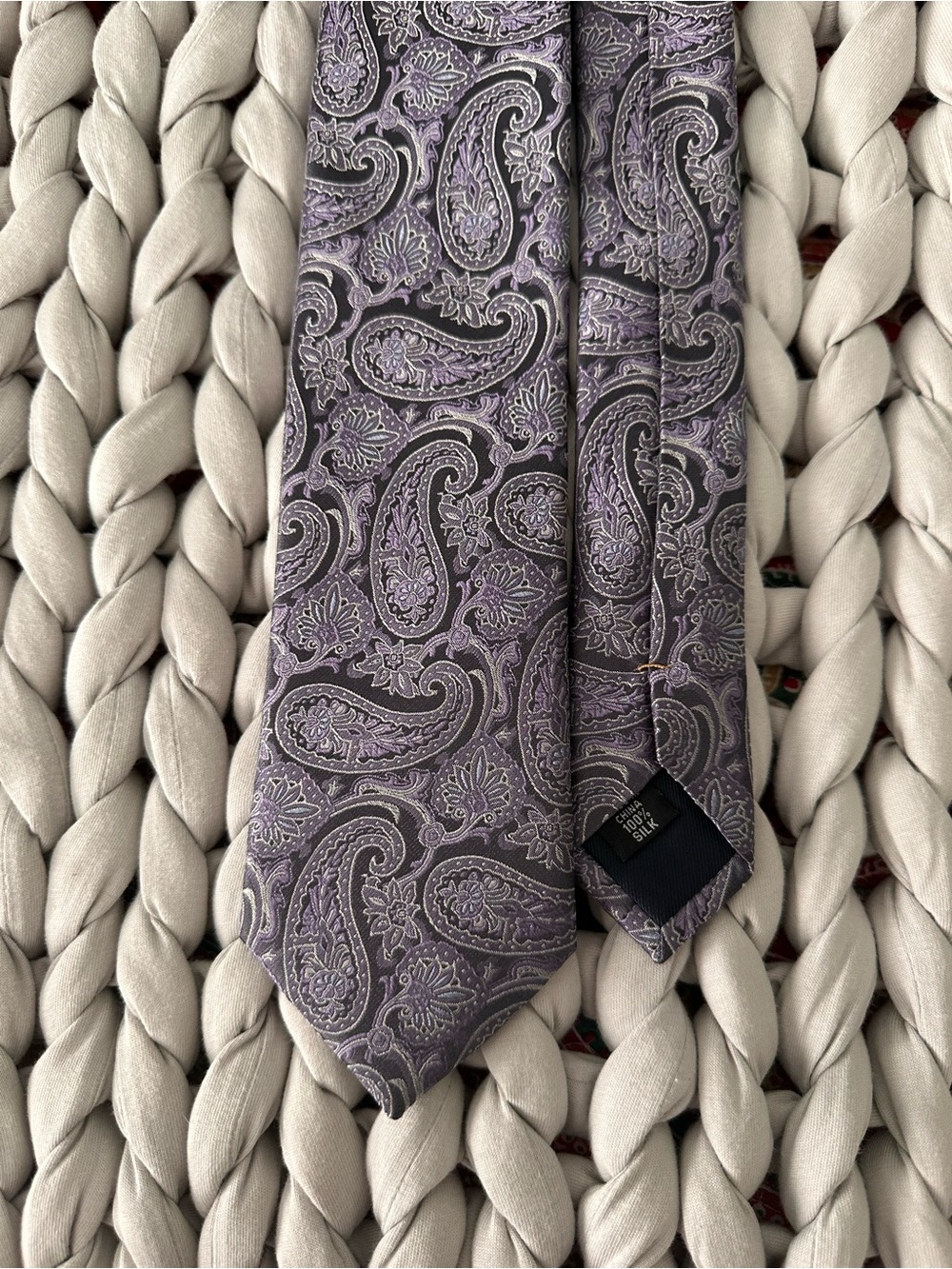 Joseph Abboud Lavender and Gray Paisley Silk Tie